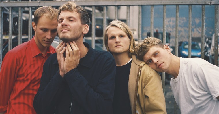 Fugleflugtens debutalbum er lyden af et breakup med følelsesmæssige bakker og dale