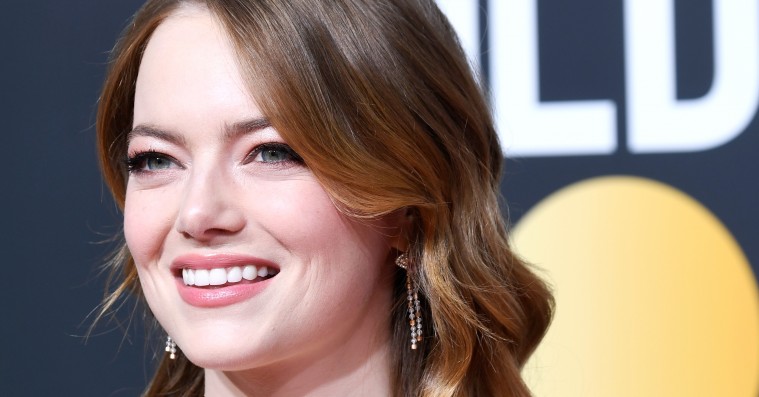 Emma Stone afbryder Golden Globes for at undskylde for whitewashing