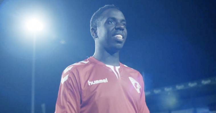 ‘Sunday’: Komikerkometen Melvin Kakooza er knuselskelig i ny dansk webserie