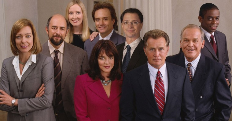 ‘The West Wing’-skuespiller puster liv til rygterne om reboot
