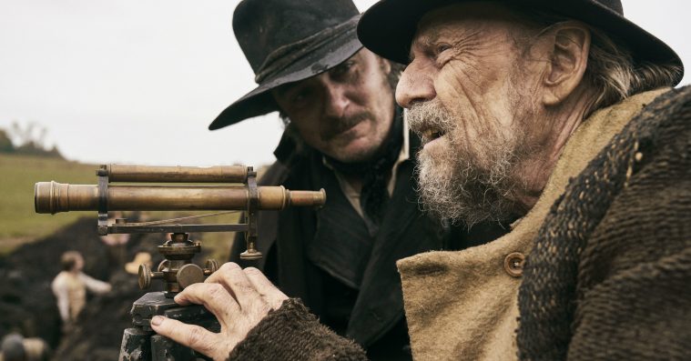 ’Før frosten’: Jesper Christensen triumferer i Michael Noers forfriskende anderledes periodedrama