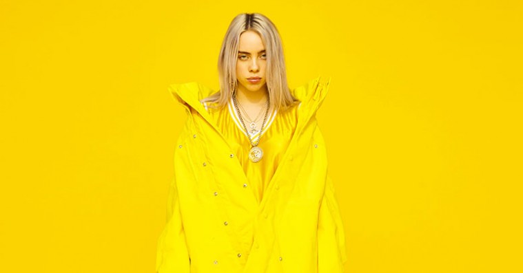 Billie Eilish er popstjernen til en generation af piger, der ikke gider smile til kameraet