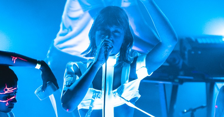 Lydmors electropop fik nye dimensioner i DR Koncerthuset