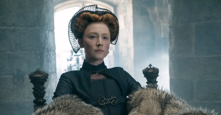 ’Maria Stuart – Dronning af Skotland’: Saoirse Ronan og Margot Robbies søsterskab virker som et postulat fra nutidsperspektiv