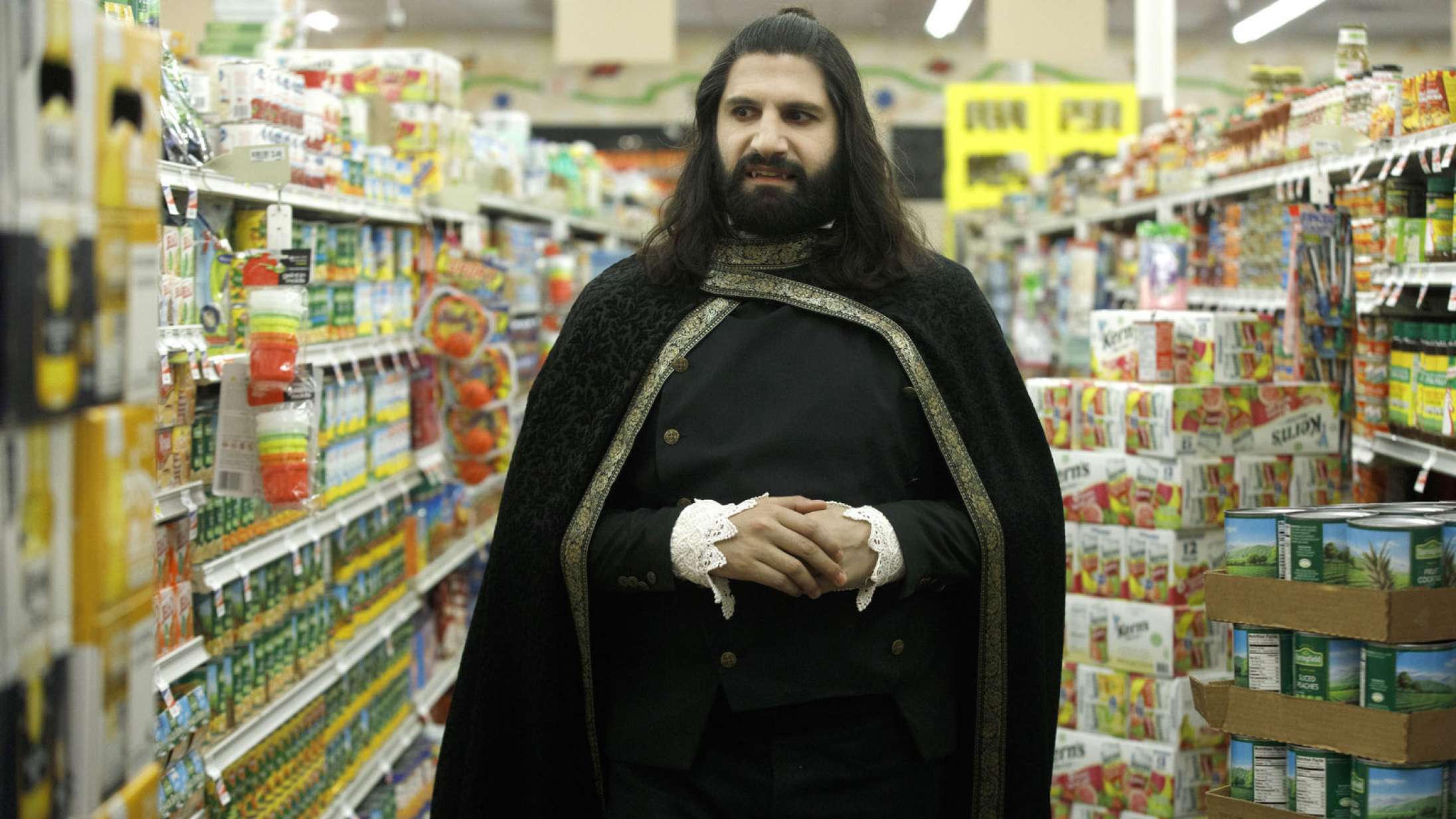 ‘What We Do in the Shadows’ er klar med sæson 3 – se den lille teaser her