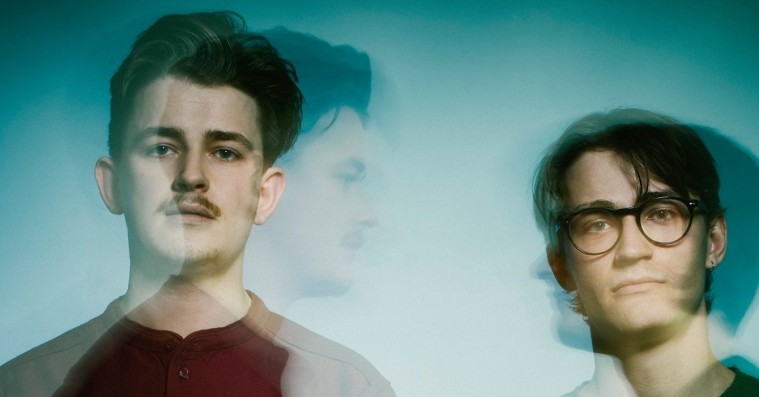 Alcabeans debutalbum skræller støjen af deres rockmusik