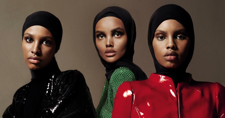 Dansk hijabklædt model er på forsiden af Vogue – i selskab med stor international model