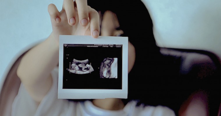 ’Forget Me Not’: Dansk adoptionsfilm er dybt personlig og oprørende