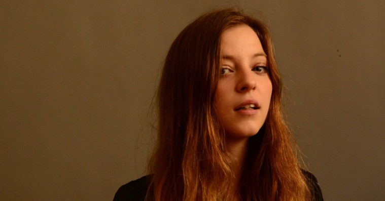 Jade Birds debutalbum er musikalsk normcore på første klasse