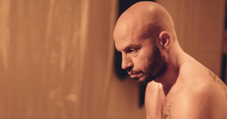 Det skal du se i biografen i april: Fra danske film om ekstremisme og barnedød til ventet Stephen King-gys