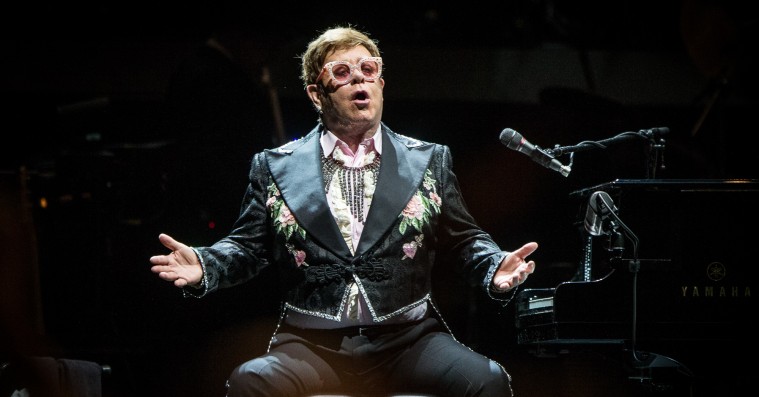 Elton John sagde passioneret og værdigt farvel i Royal Arena