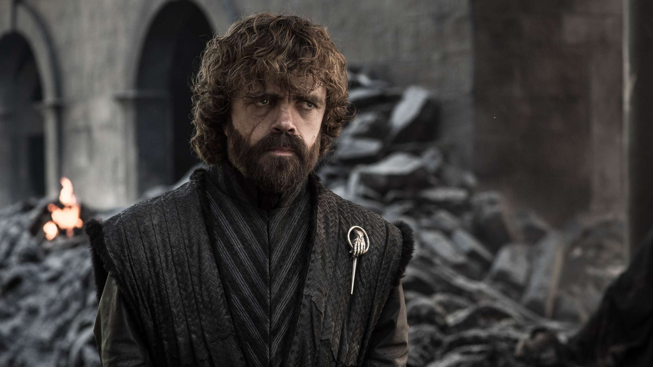 Peter Dinklage forsvarer ‘Game of Thrones’-finalen: »Det er fiktion. Der er drager i serien. Kom nu videre«
