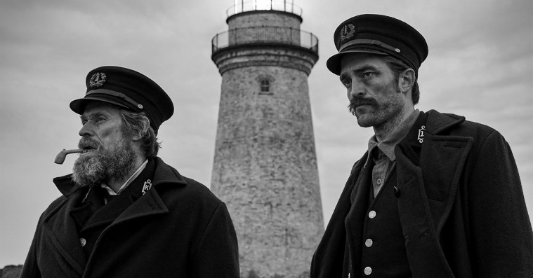 Soundvenue Forpremiere: ‘The Lighthouse’ med Robert Pattinson og Willem Dafoe i delirisk magtkamp