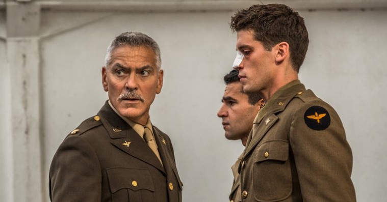 ’Catch-22’: George Clooneys krigsserie er morsom, men lidt for velkendt