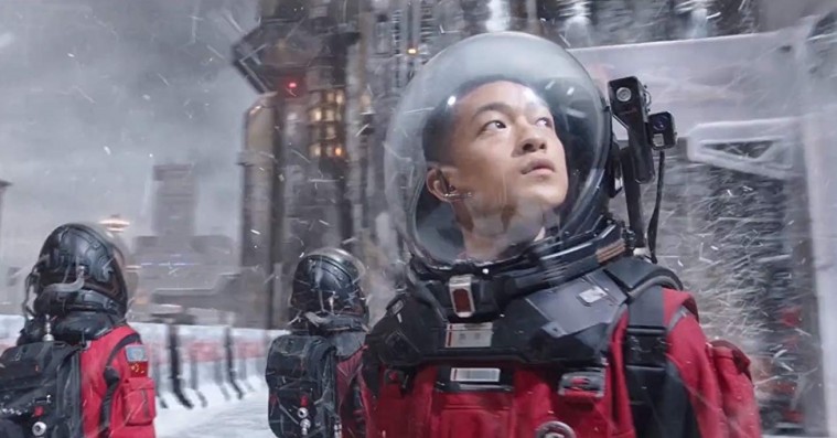 ’The Wandering Earth’: Kinesisk kæmpehit er nu på Netflix – et festfyrværkeri af en katastrofefilm