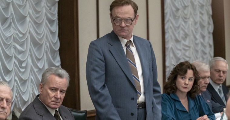 Det russiske kommunistparti vil have ‘Chernobyl’ bandlyst – planlægger at sagsøge serieskaberen