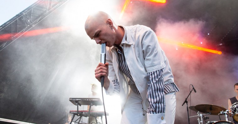 Roskilde Festival: Søns kronragede sanger viste sig som den fødte frontmand