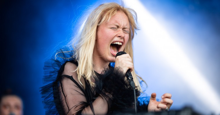 Dragende Zaar fremviste sin unikke vokal på Roskilde Festival