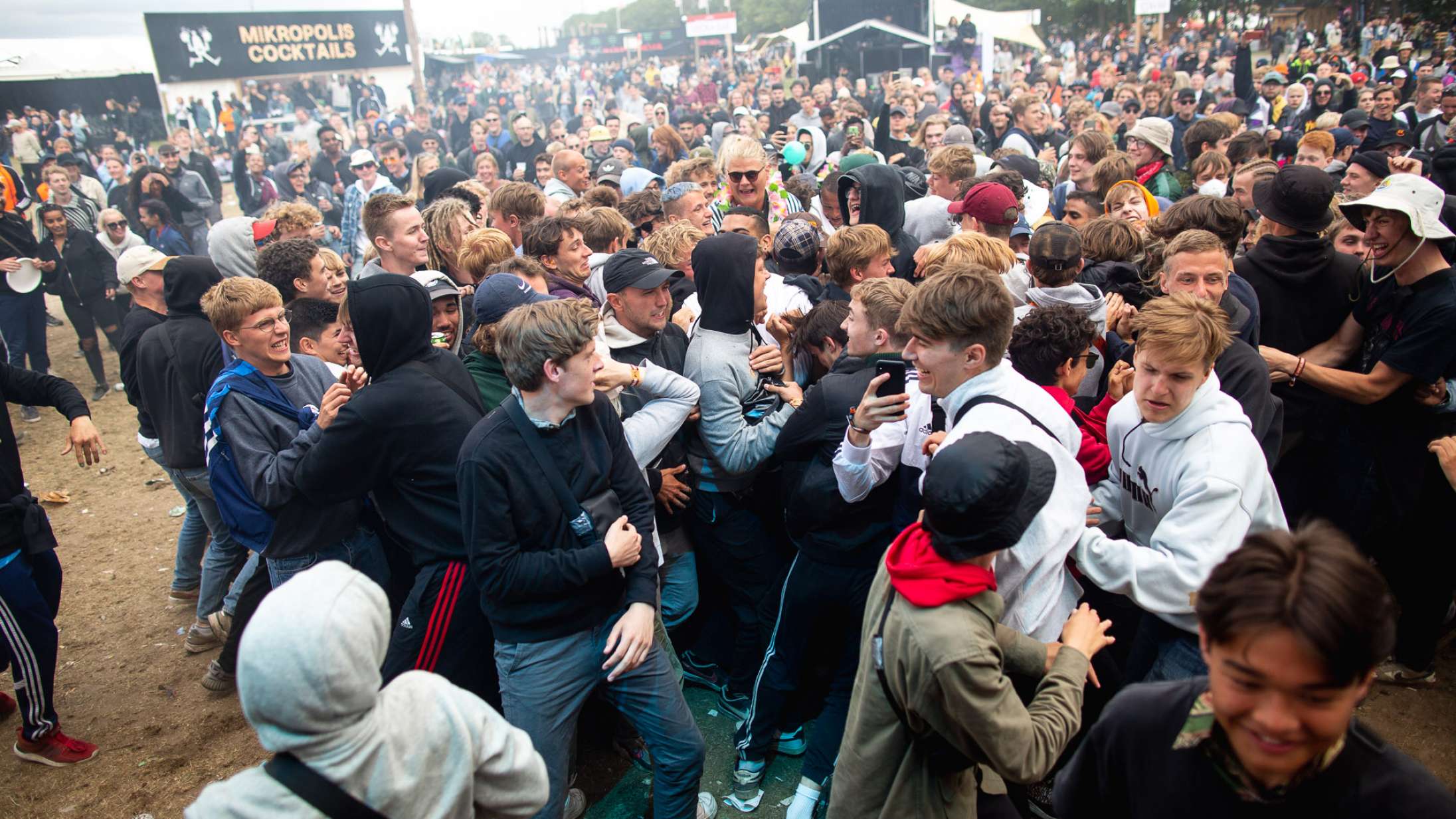 Roskilde Festival vil have de unge af sted med 5.000 øremærkede billetter: »Det er en særlig situation og derfor også et særligt middel, vi må bruge«
