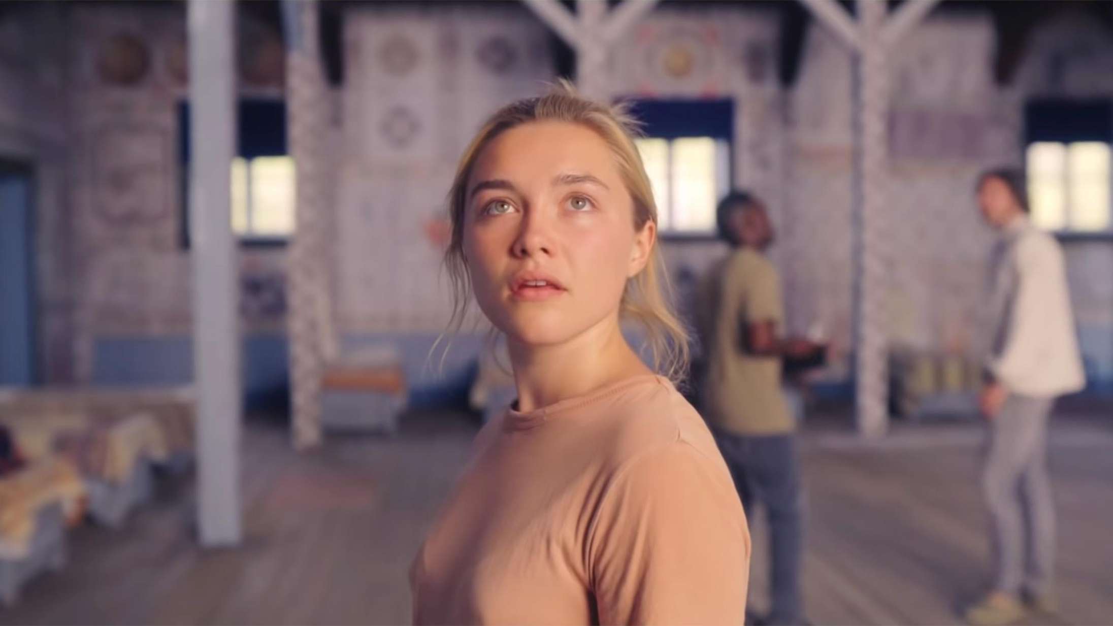 ’Midsommar’: Djævelsk mareridt i de svenske skove klæber sig til hukommelsen