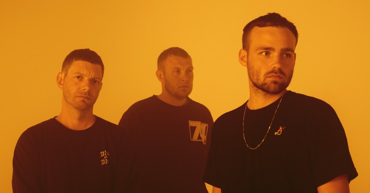 AV AV AV annoncerer debutalbum – se ny video til deres »hårdeste track nogensinde«