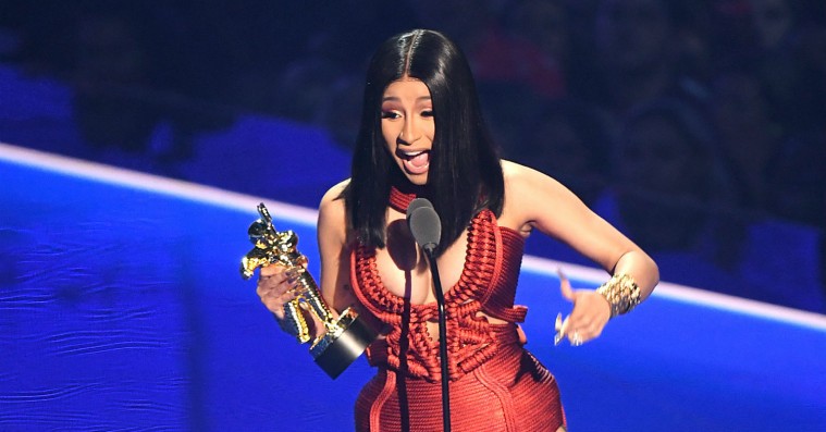 Cardi B i VMA-tale: »Alle har kopieret fra Missy Elliott – selv mig«