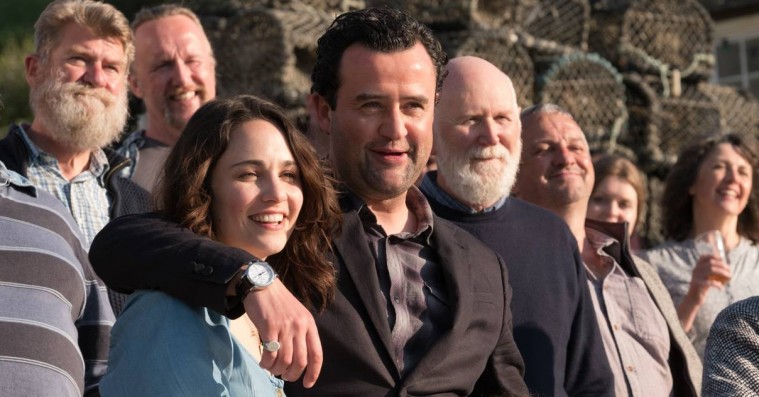 ‘Fisherman’s Friends’: Musikfilm baseret på virkelige hændelser er hyggeligt charmerende