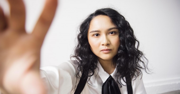 Jay Som skruer ned for shoegazen og op for groovet