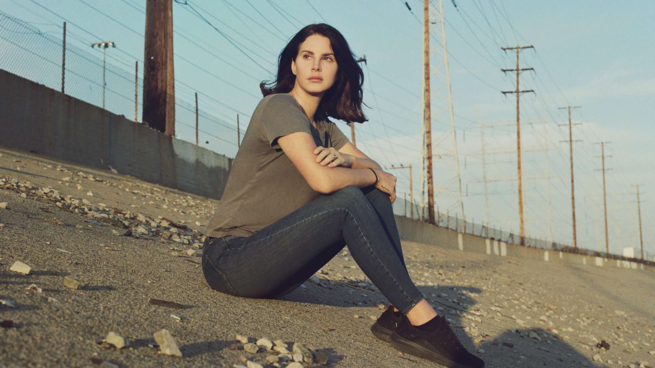 Lana Del Rey deler nyt spoken word-track: ’Patent Leather Do-Over’