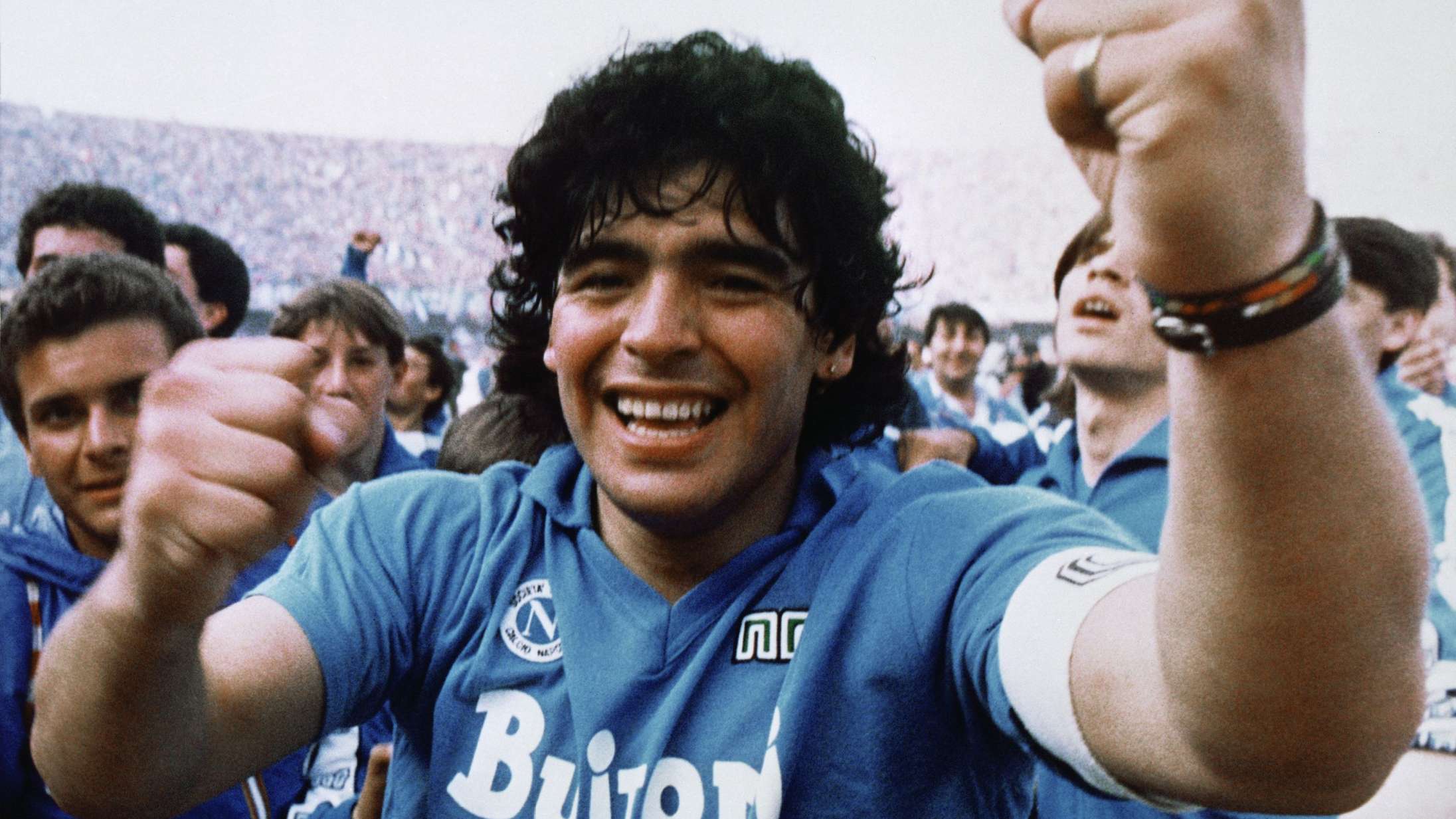 ’Diego Maradona’: Blændende dokumentar genopliver barndommens salte fodboldtårer