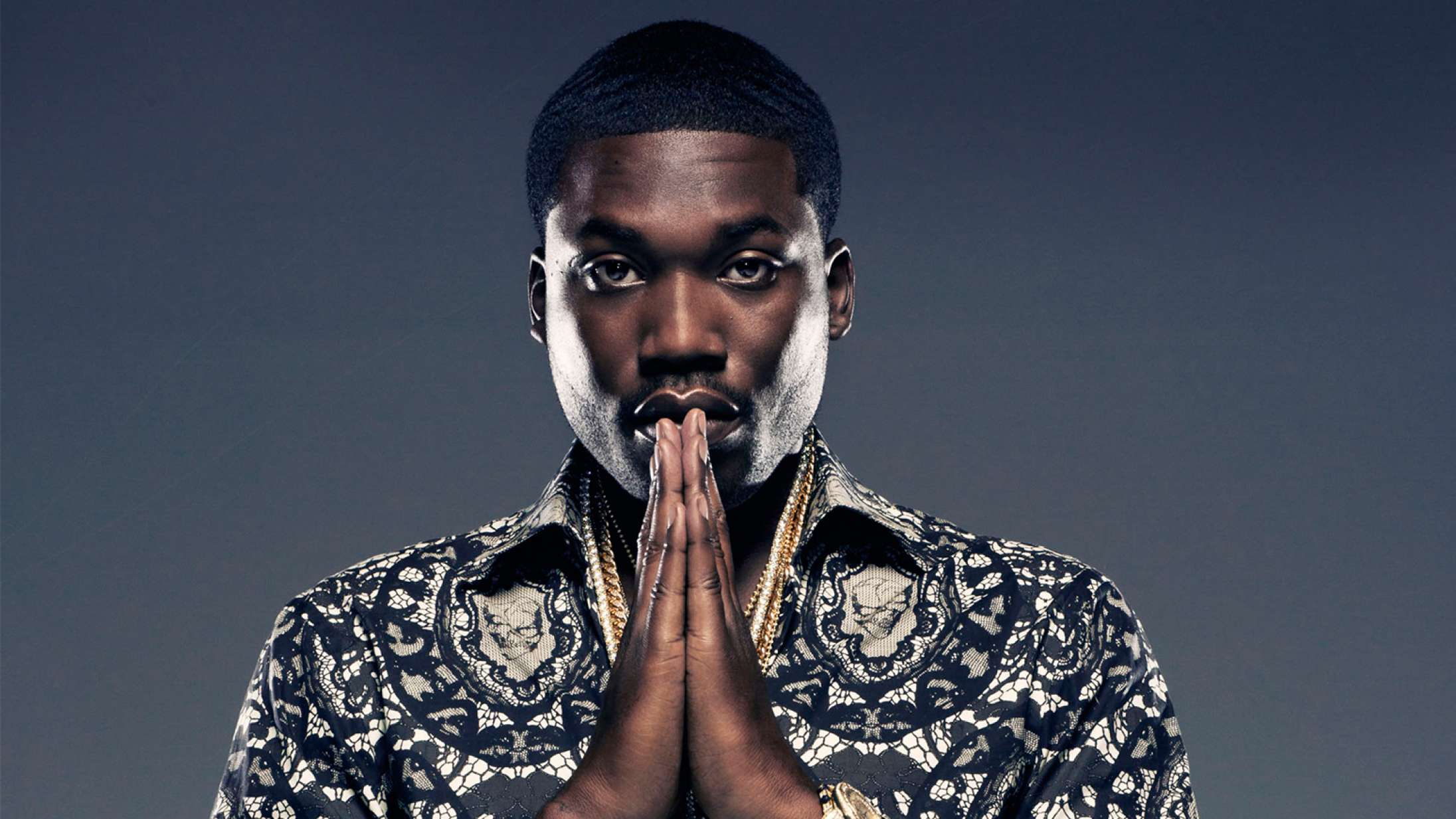 Meek Mill bortauktionerer sin Rolls-Royce for at støtte ofre for coronavirus