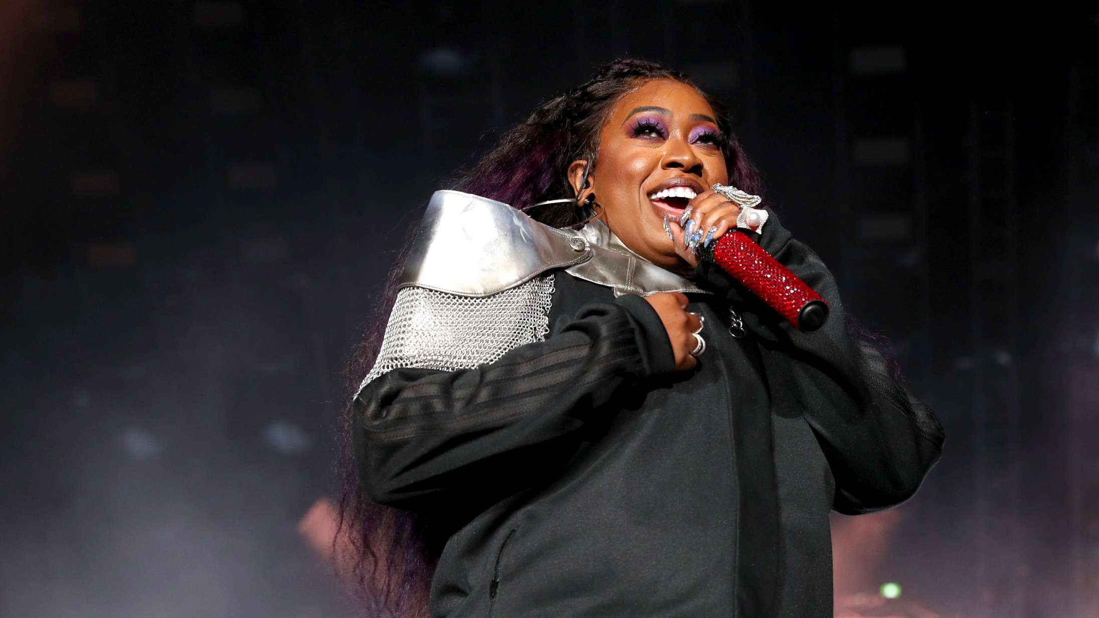 Missy Elliott står bag det første hiphopnummer til at blive sendt ud i rummet