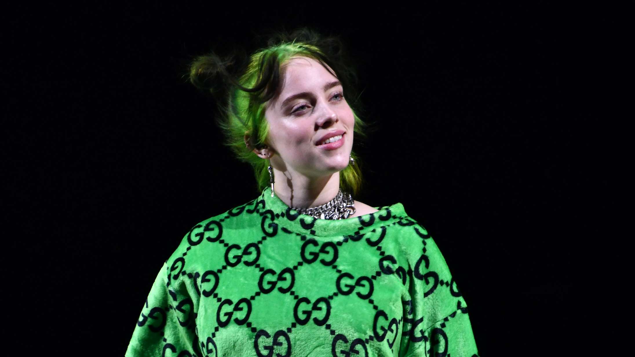 Billie Eilish er træt af, at folk snakker om hendes baggy stil – sammenligner det med slut-shaming