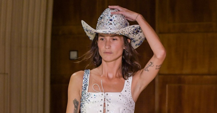 Showanmeldelse: Saks Potts ville det hele og lykkedes med det meste til Copenhagen Fashion Week