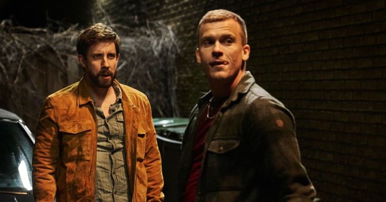 Disse serier skal du streame i oktober – fra DR’s store søndagsserie til spritnye superhelte-takes