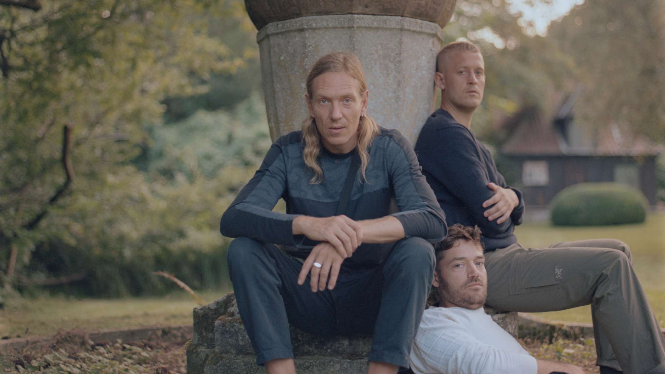 When Saints Go Machine rykker trio af april-koncerter