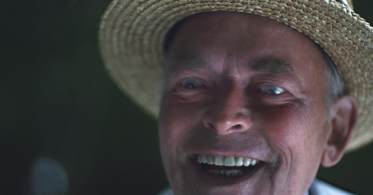 ’Koko-di Koko-da’: Peter Belli beordrer mord og synger børnesange, som var han skabt af David Lynch