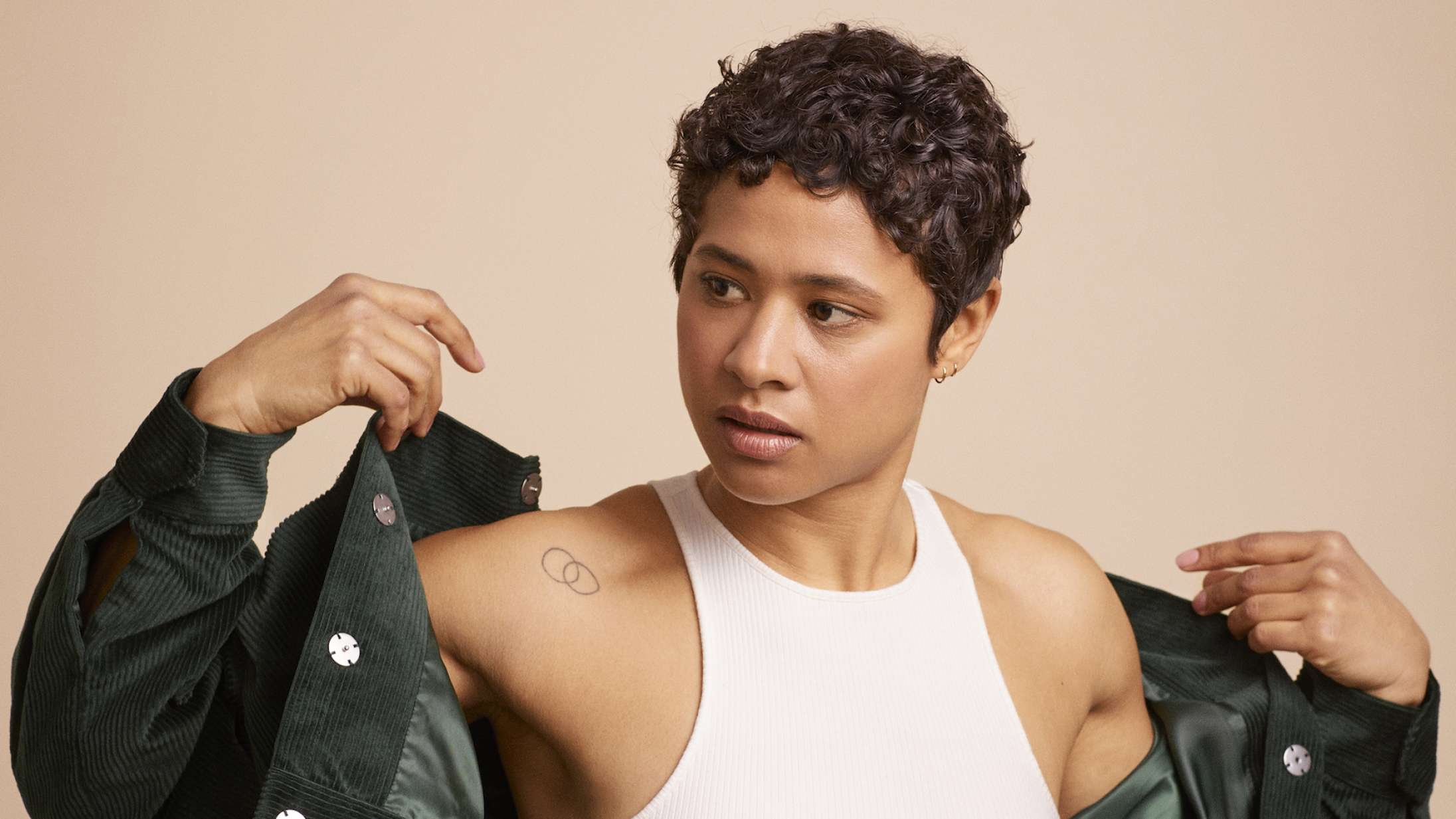 Her lægger Olivia Joof sine penge: »Jeg elsker at købe genbrug, særligt uden for byen. Der er alle de skjulte skatte«