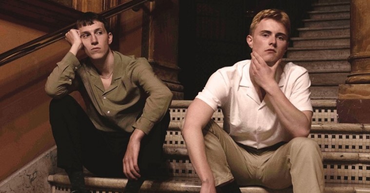 Soons debut-ep ‘Red // Blue’ er en lækker samling late night-r’n’b