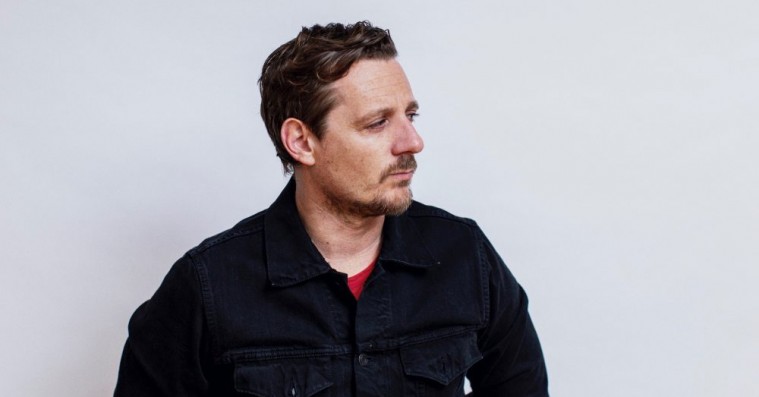 Sturgill Simpsons ’Sound & Fury’ er en fuckfinger til musikbranchen, Nashville og publikums forventninger