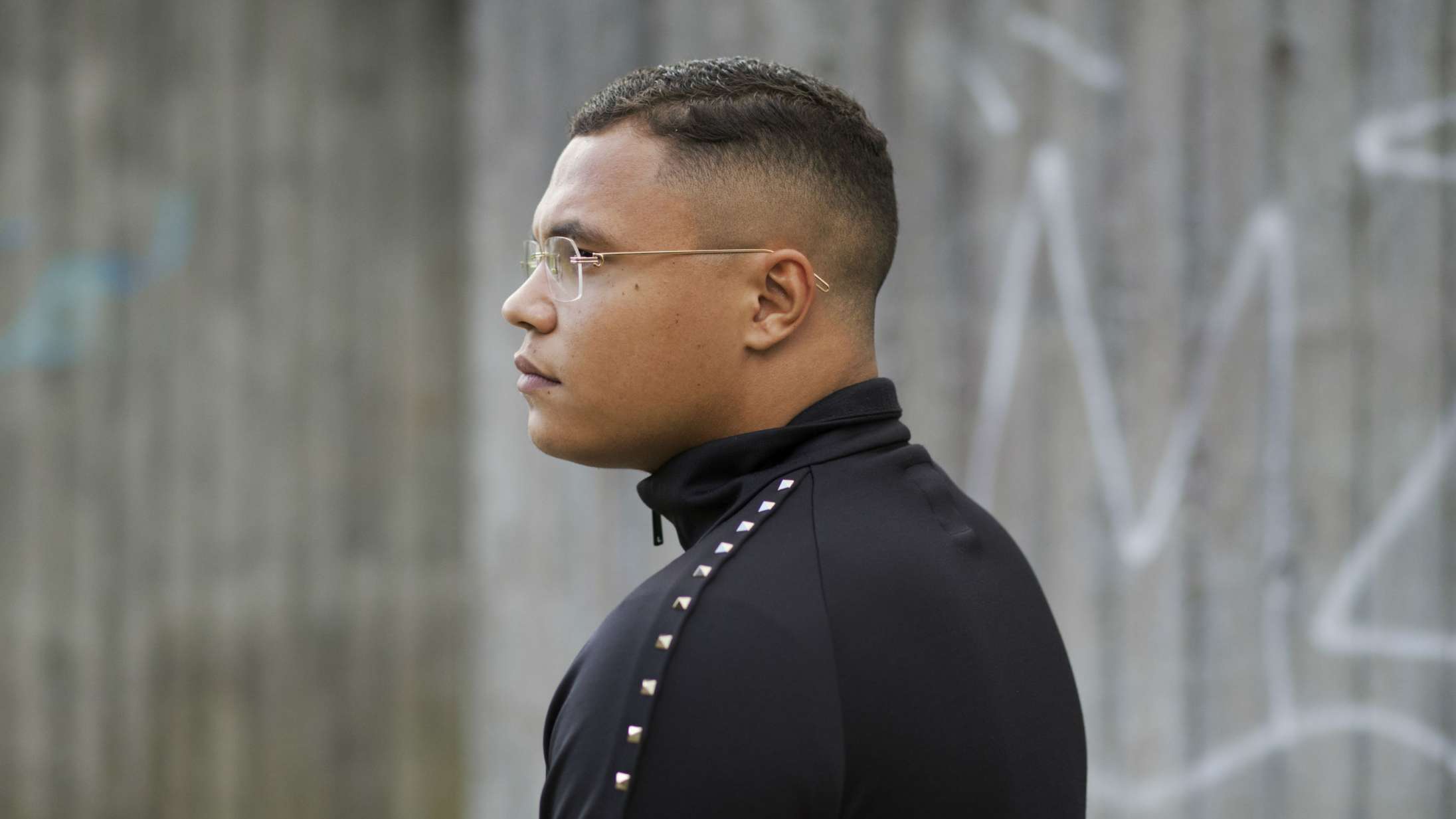 Carmon hylder fem danske rappere på Instagram: »Tillykke med alt du har opnået, bror«