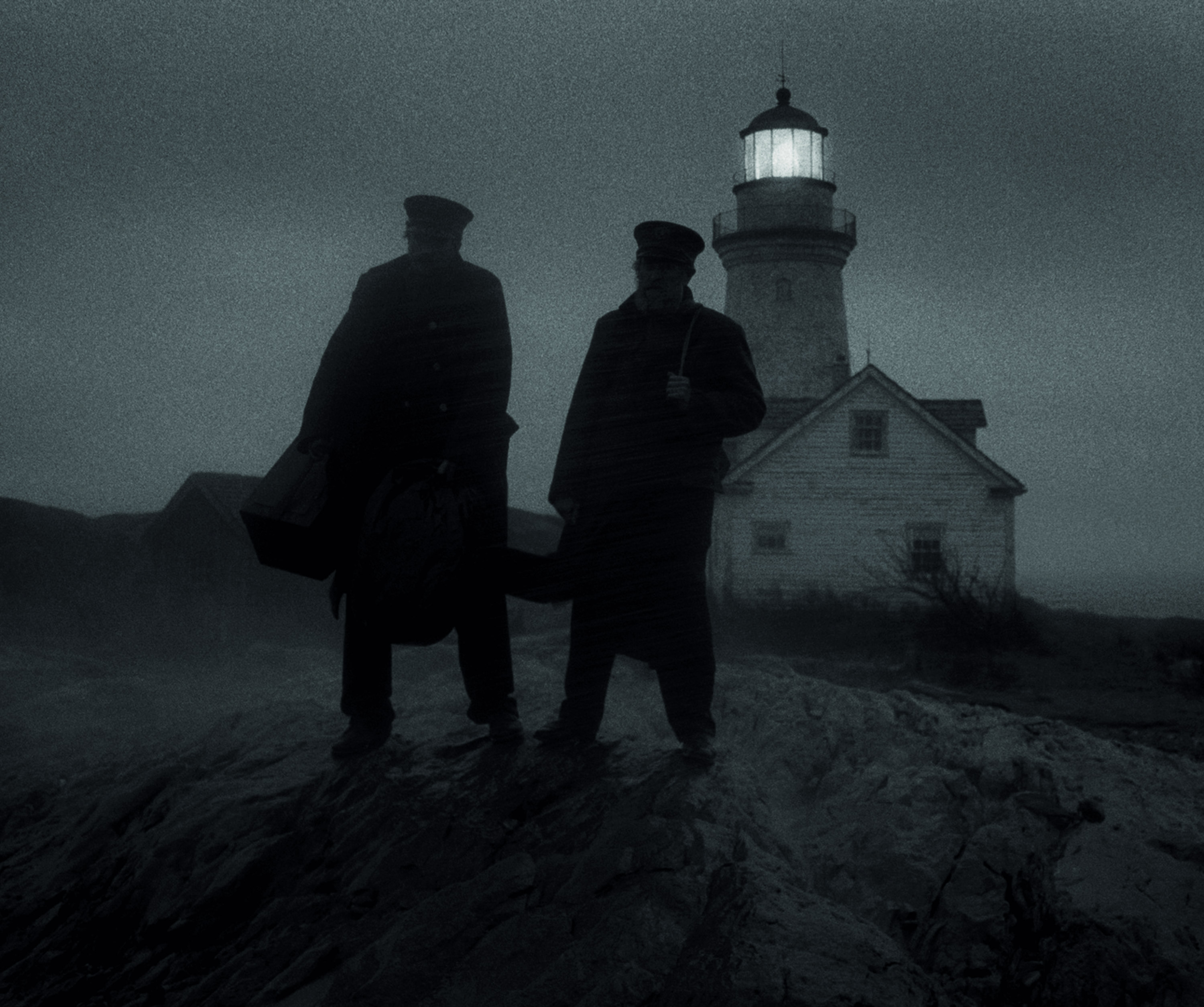 ’The Lighthouse’ Robert Pattinson og Willem Dafoe er rablende i sublim