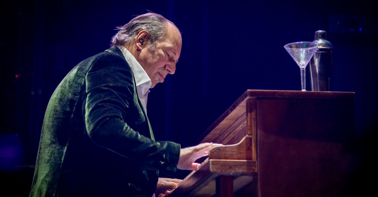 Drama i kulissen: Hans Zimmer overtager soundtracket til den nye James Bond-film