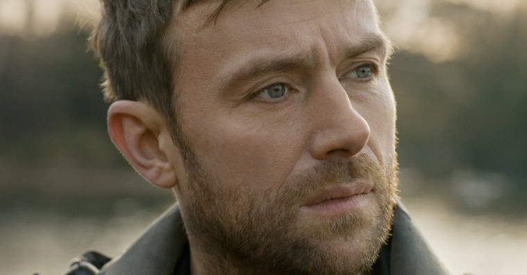 Damon Albarn kommer til Danmark for at fejre Roskilde Festival