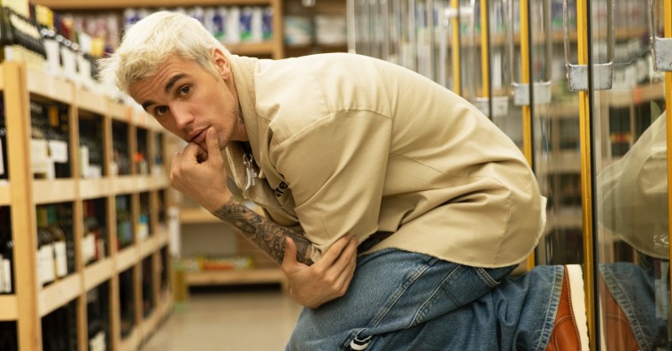 Justin Bieber anklaget for to gange seksuelt overgreb – nægter sig skyldig