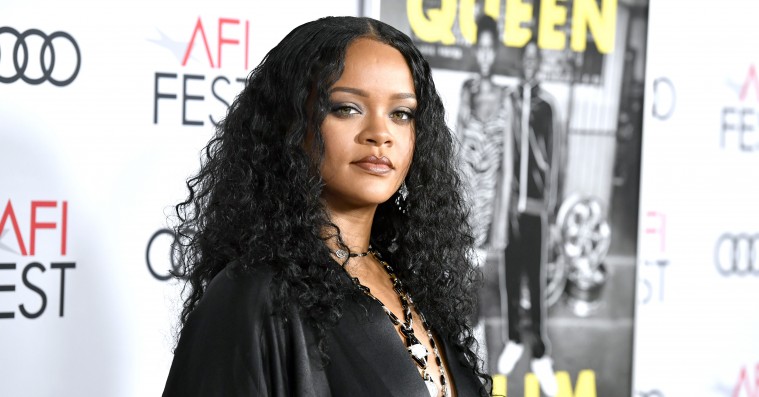 Rihannazine hylder forgangskvinder, som »skaber en mere inkluderende og mangfoldig fremtid«