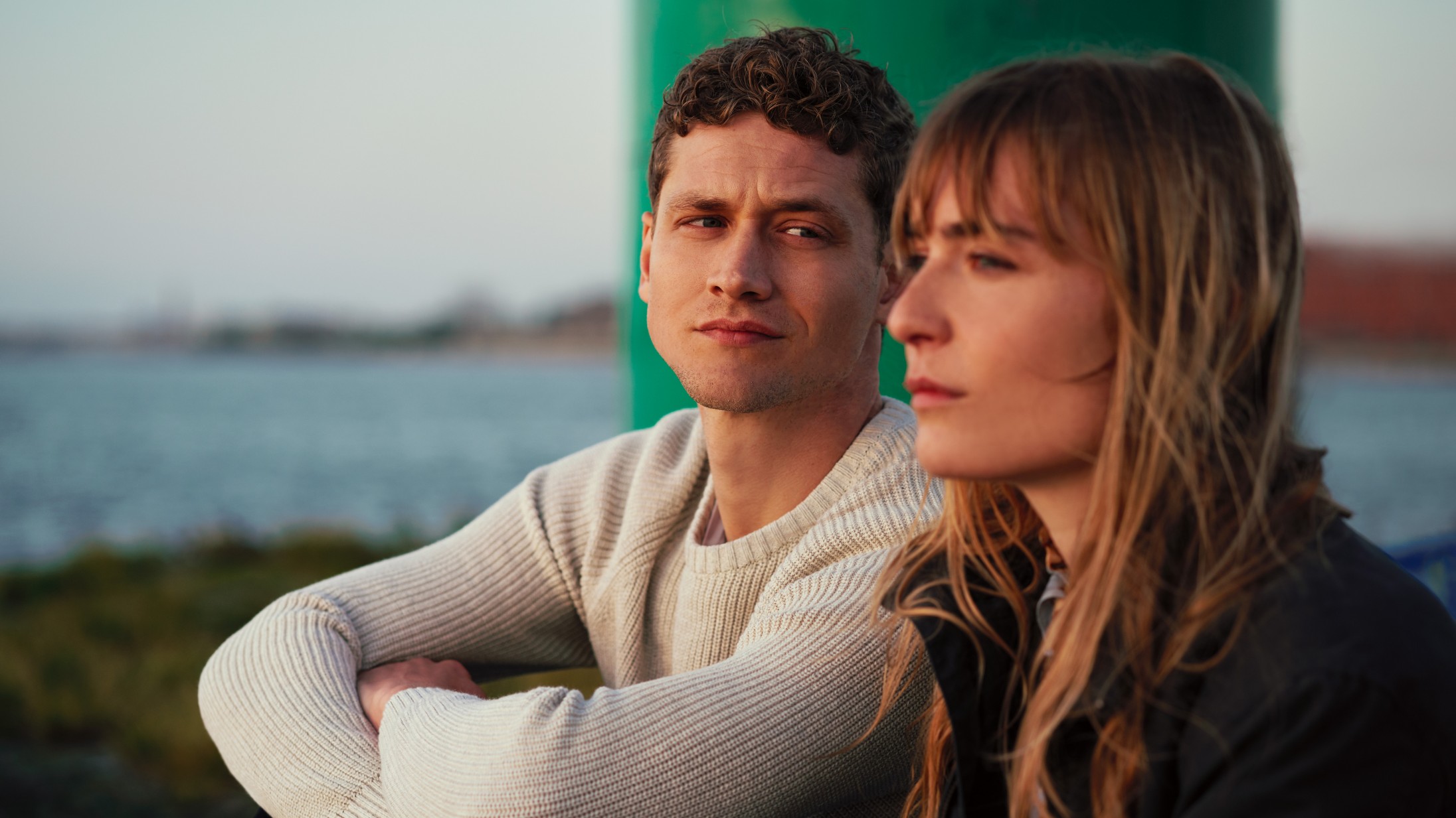 ’Enten/Eller’: En socialist og en liberalist forelsker sig i ny ungdomsserie på Xee