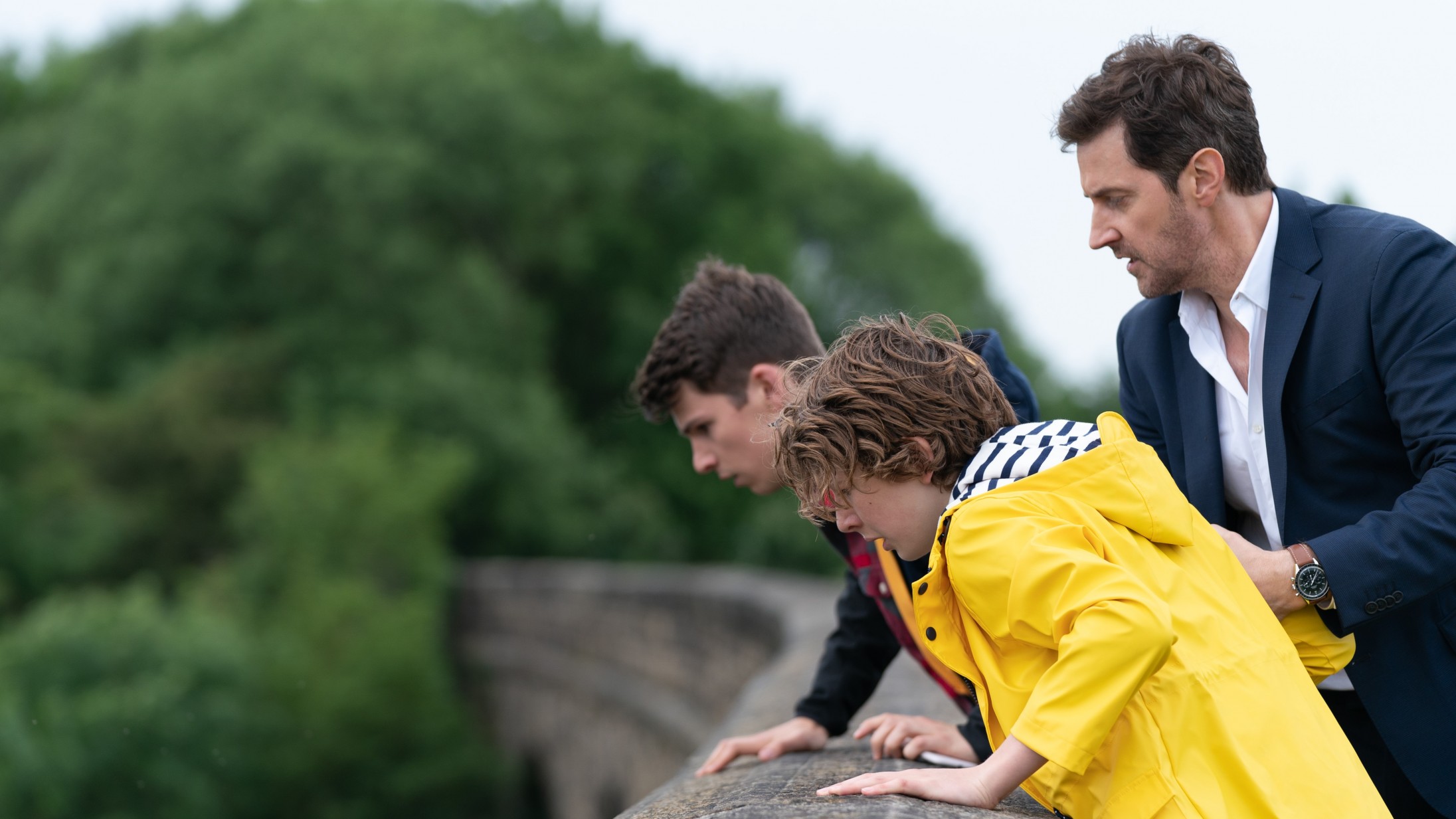 ‘The Stranger’: Netflix’ thrillerserie er nervepirrende – men karaktererne er marionetdukker