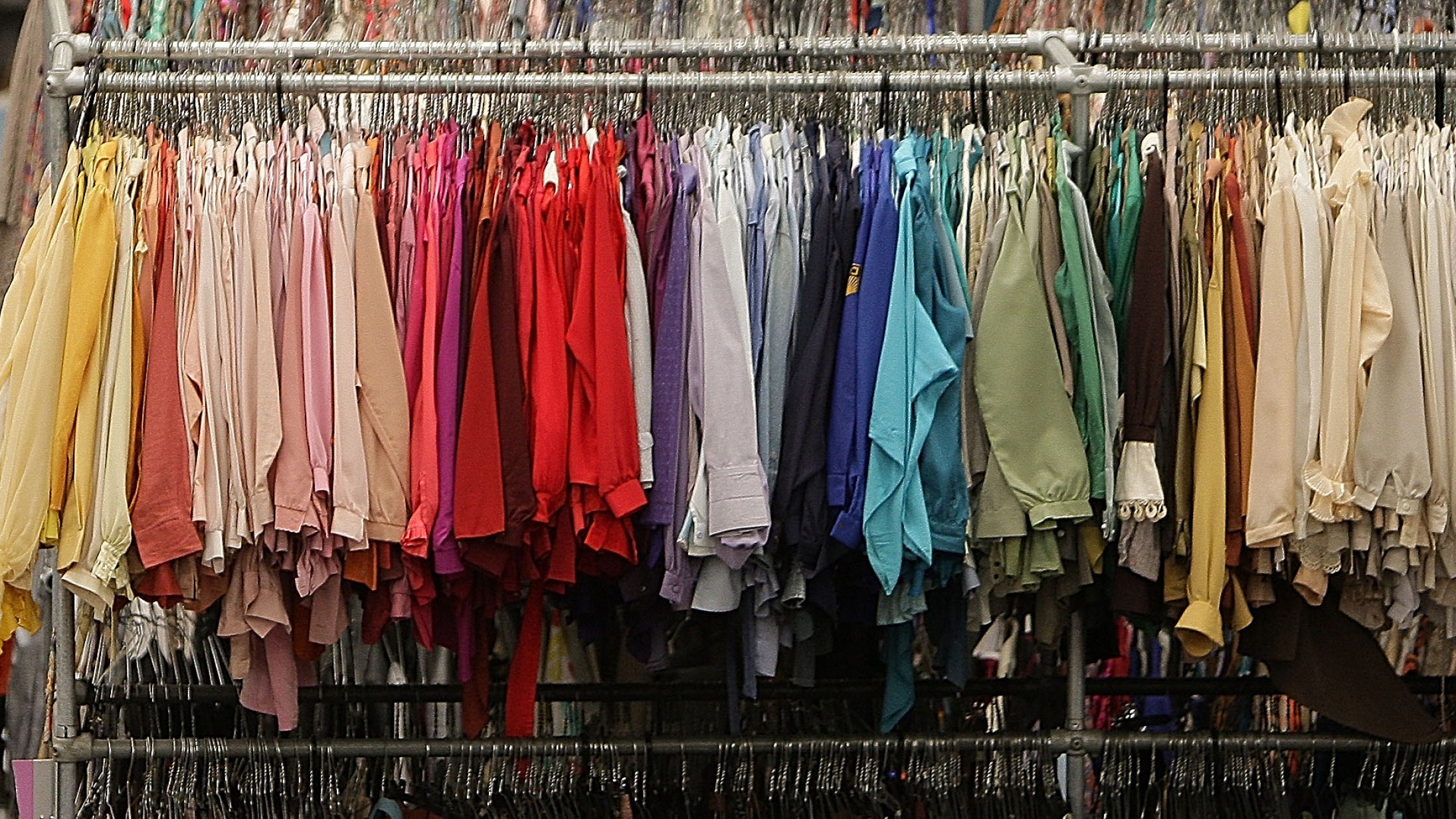 Bæredygtige produktioner er ikke nok for tøjmærkerne. »Der skal en kulturændring til«, siger forsker