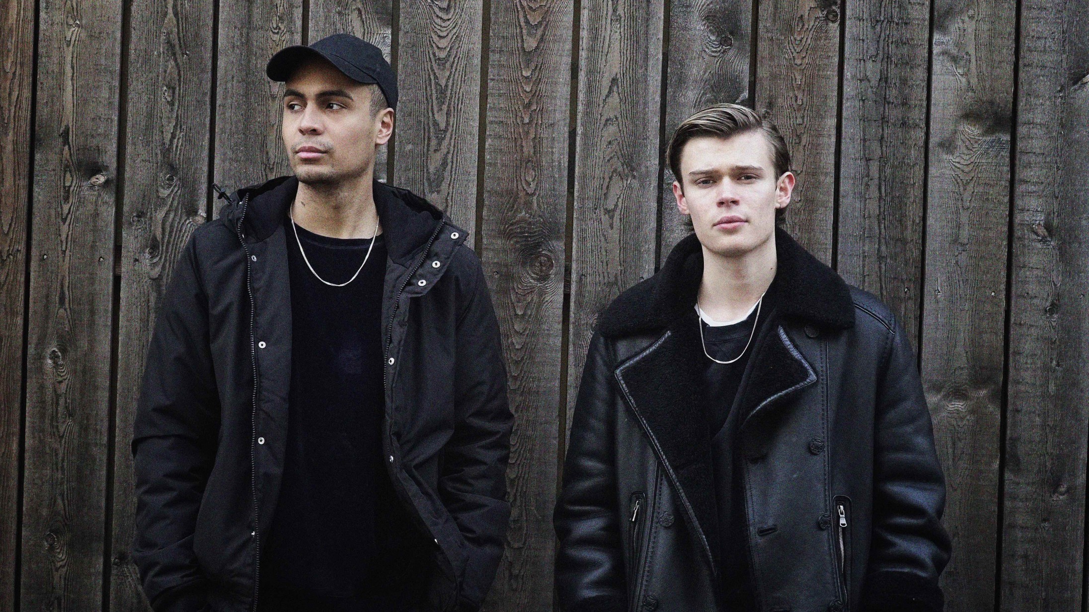 Hvordan er to unge danskere endt med at producere for internationale rapstjerner?